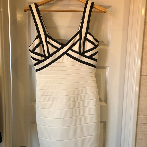 BradShaw - Sara | Dresses | Bernshaw 